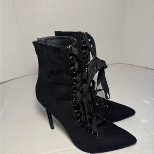 Liliana Elegant Black Lace-Up Heeled Boots 9